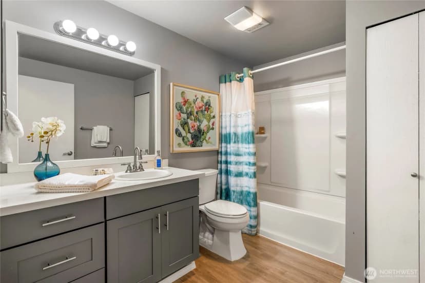 Property photo for 9474 Redmond-woodinville Road Ne, Redmond photo 8