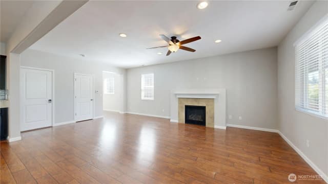Property photo for 8959 Corona Street Ne, Lacey photo 3