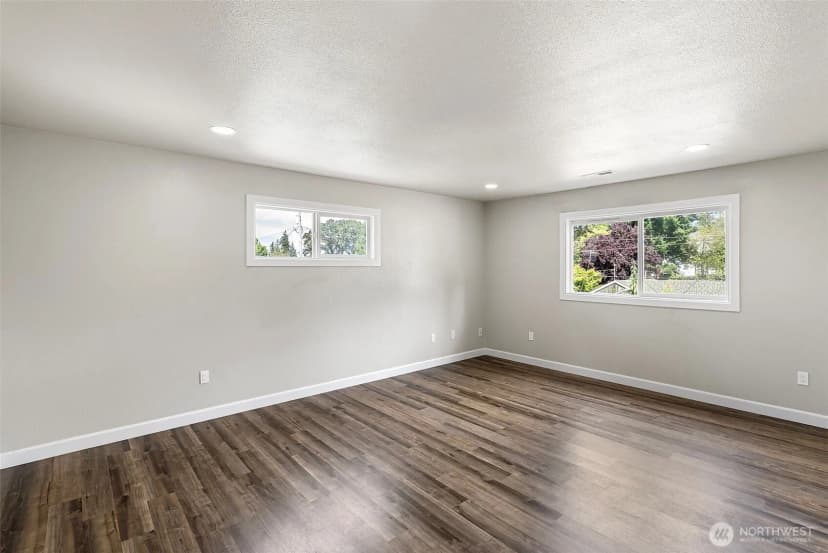Property photo for 1424 West Avenue, Port Orchard photo 19