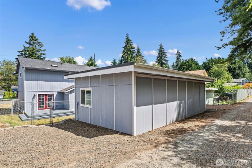 Property photo for 1424 West Avenue, Port Orchard photo 34