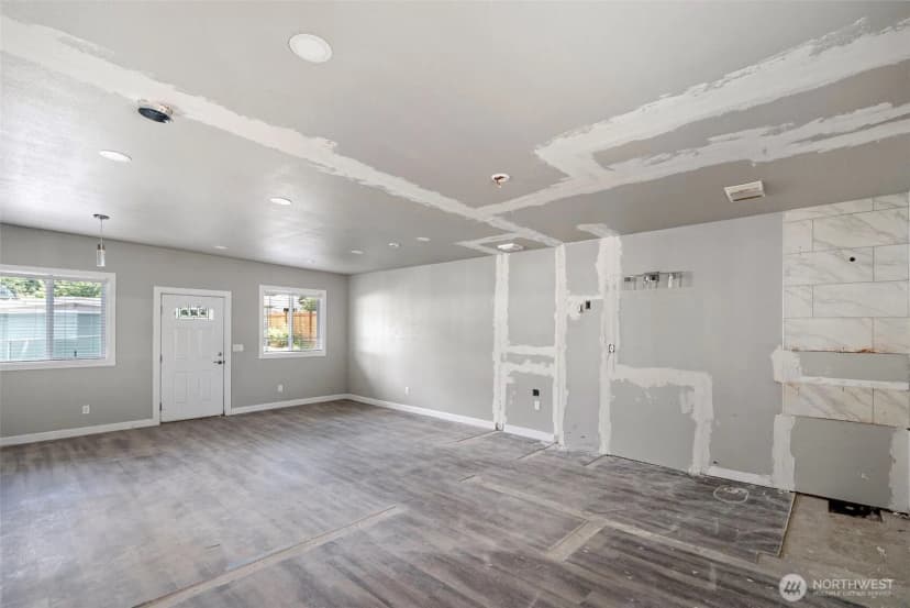 Property photo for 1424 West Avenue, Port Orchard photo 36