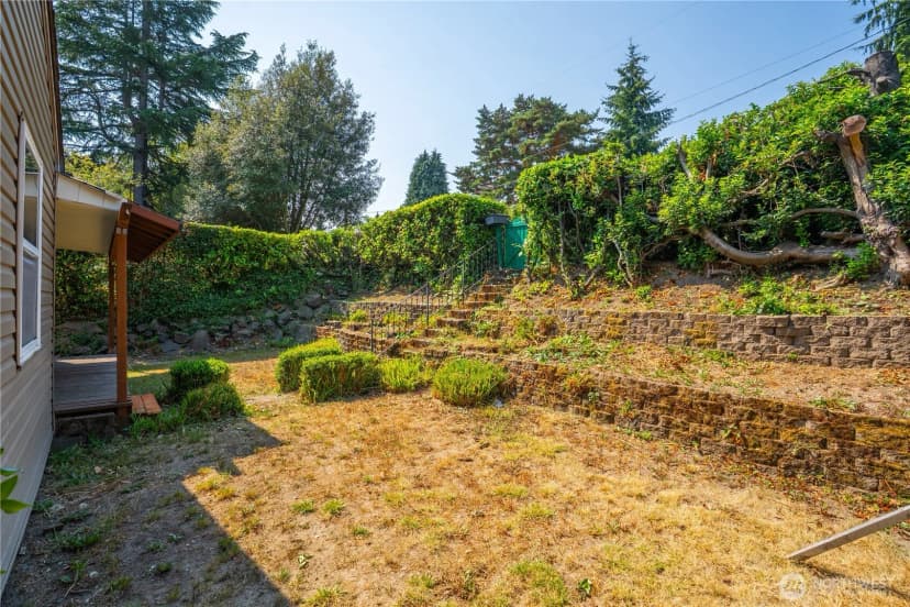 Property photo for 9802 35th Avenue Sw, Seattle photo 13