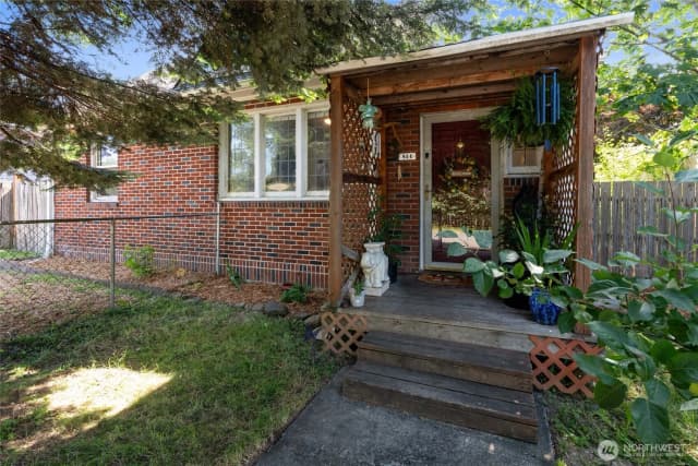 Property photo for 814 Main Street, Vader