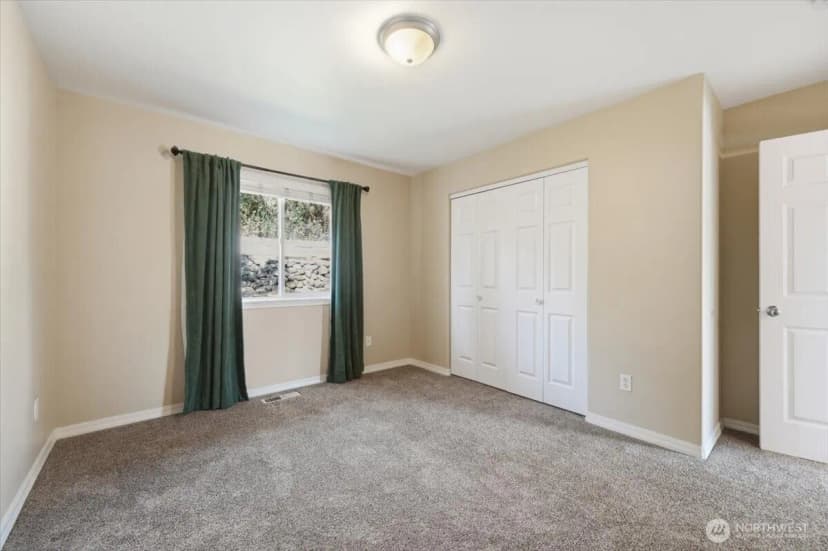 Property photo for 2132 W Honeysett Road, Wenatchee photo 25