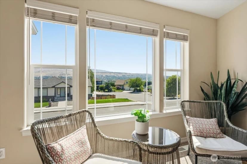 Property photo for 2132 W Honeysett Road, Wenatchee photo 16