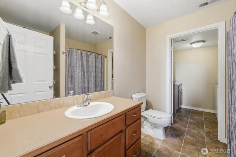Property photo for 2132 W Honeysett Road, Wenatchee photo 29