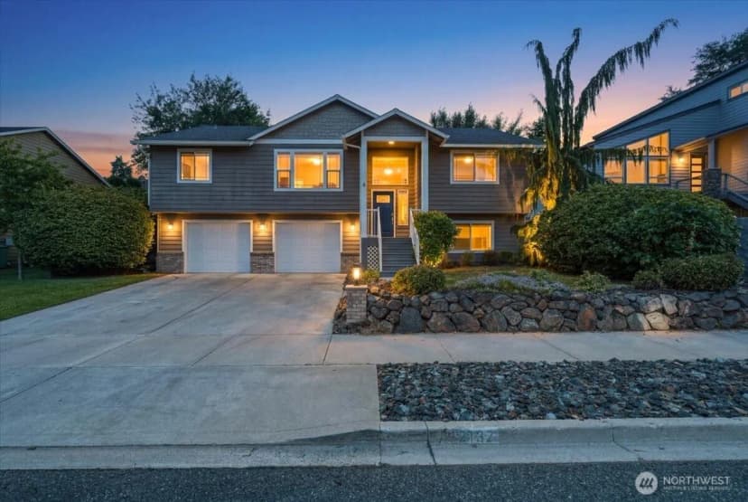Property photo for 2132 W Honeysett Road, Wenatchee