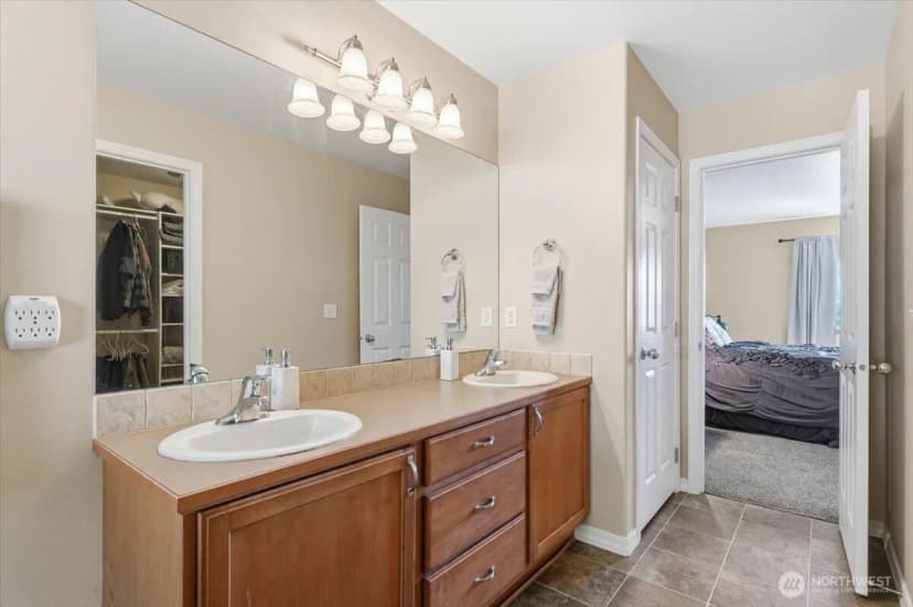 Property photo for 2132 W Honeysett Road, Wenatchee photo 21
