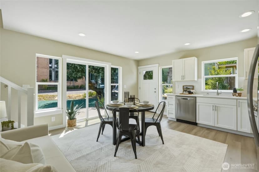 Property photo for 1711 12th Street #b, Everett photo 11