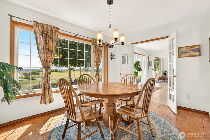 Property photo for 2288 Skycrest Drive, Coupeville photo 18