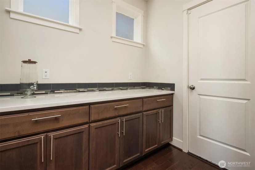 Property photo for 5402 165th Place Sw, Lynnwood photo 11