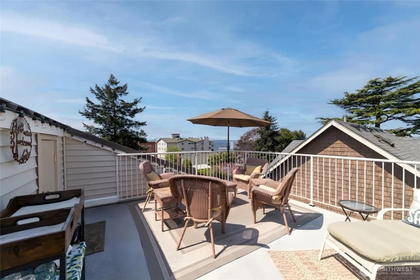 Property photo for 2443 55th Avenue Sw #2a, Seattle photo 13