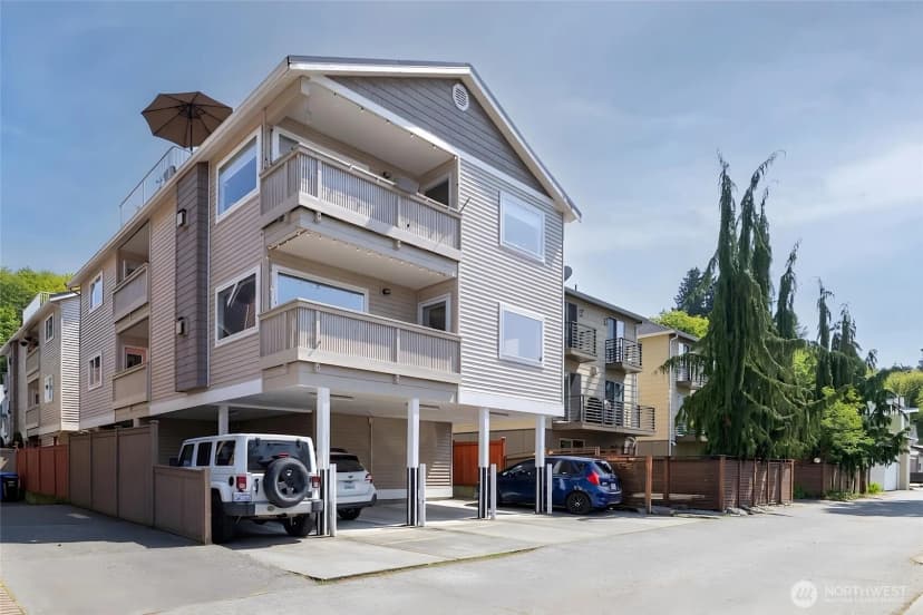 Property photo for 2443 55th Avenue Sw #2a, Seattle photo 19