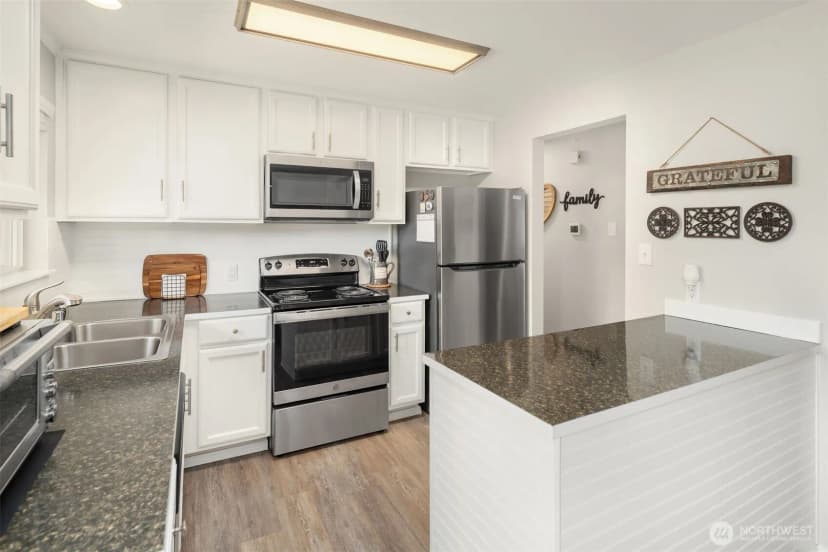 Property photo for 1067 Anacortes Avenue Ne, Renton photo 8
