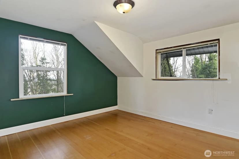 Property photo for 4729 Mount View Drive S, Seattle photo 22