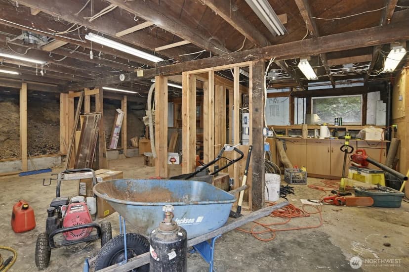 Property photo for 4729 Mount View Drive S, Seattle photo 30
