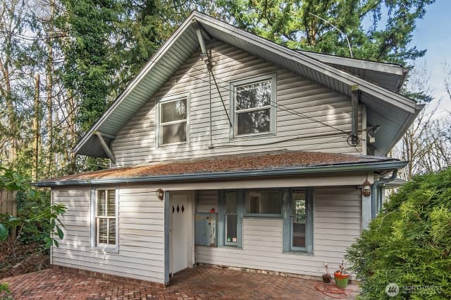 Property photo for 4729 Mount View Drive S, Seattle photo 5