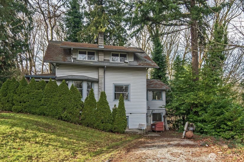 Property photo for 4729 Mount View Drive S, Seattle photo 15