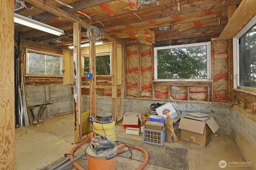 Property photo for 4729 Mount View Drive S, Seattle photo 26