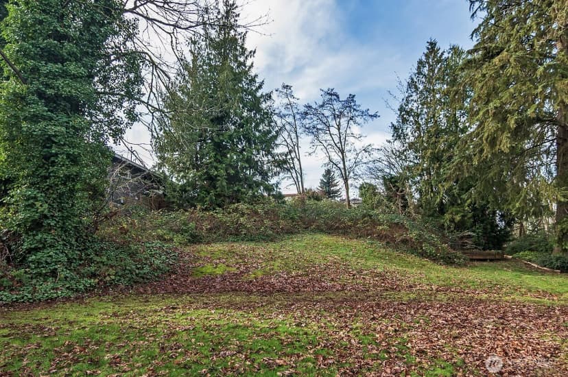 Property photo for 4729 Mount View Drive S, Seattle photo 9