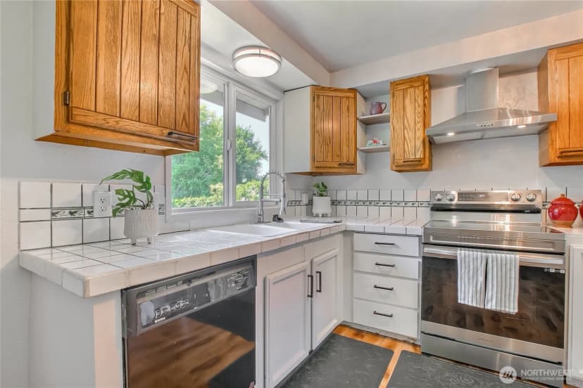Property photo for 2601 Sw 347th Street, Federal Way photo 10