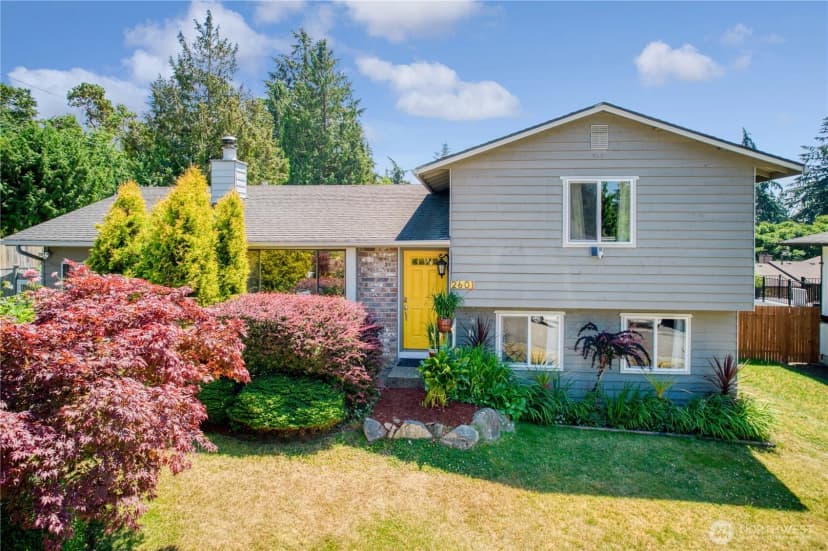 Property photo for 2601 Sw 347th Street, Federal Way