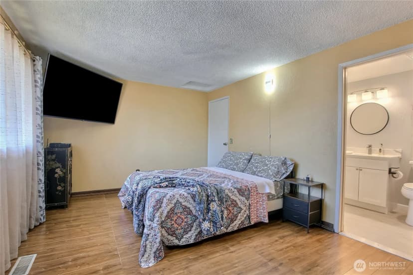 Property photo for 2601 Sw 347th Street, Federal Way photo 17