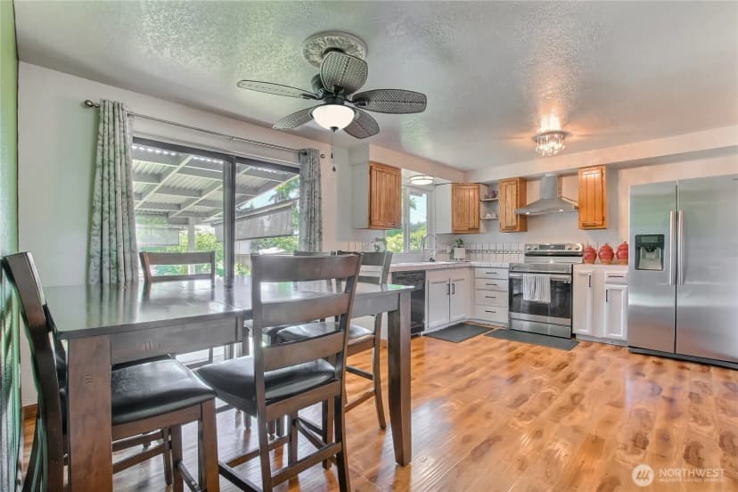 Property photo for 2601 Sw 347th Street, Federal Way photo 12