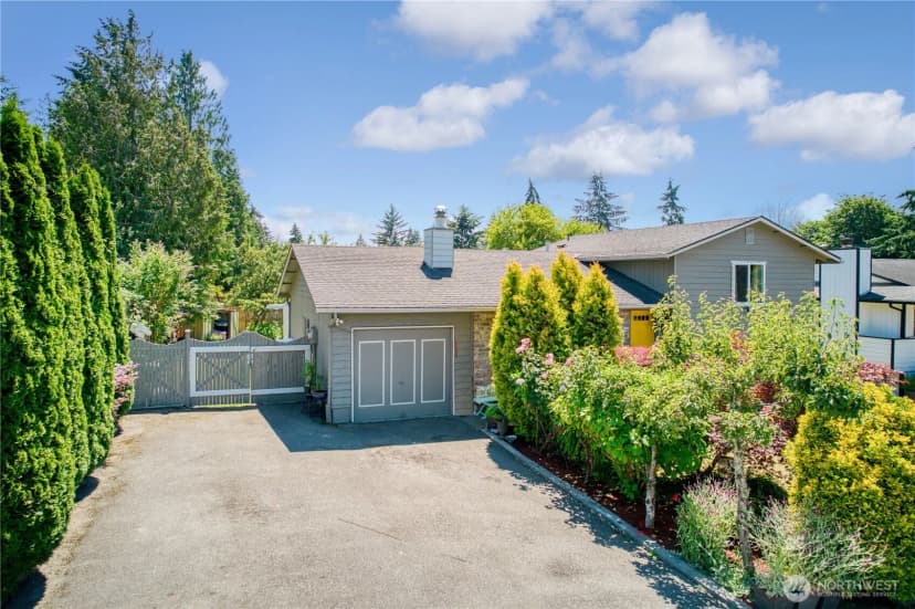 Property photo for 2601 Sw 347th Street, Federal Way photo 3