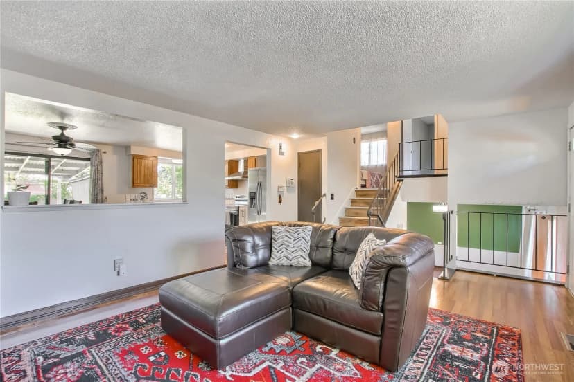 Property photo for 2601 Sw 347th Street, Federal Way photo 7