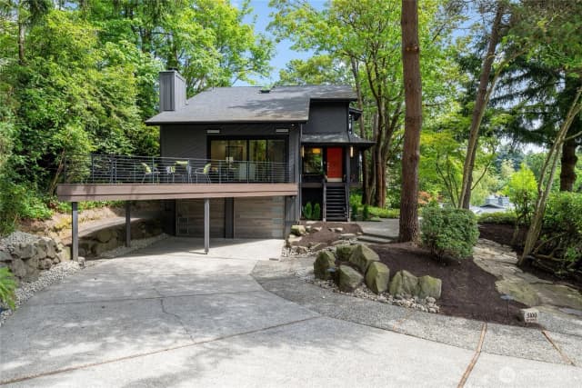 Property photo for 5100 Ne 55th Street, Seattle