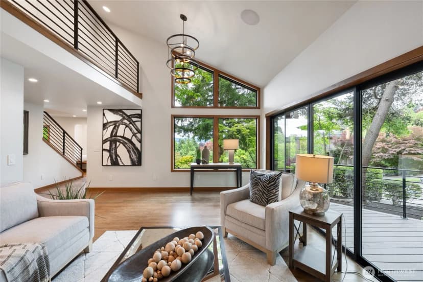 Property photo for 5100 Ne 55th Street, Seattle photo 13