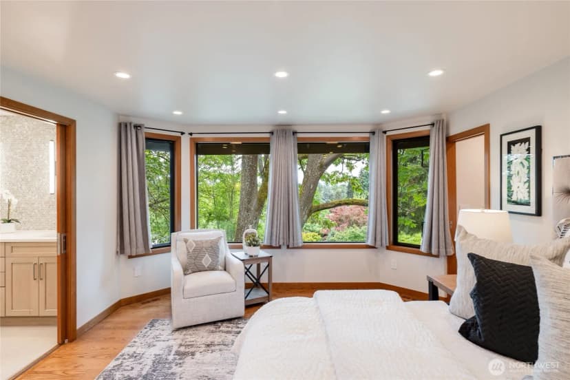 Property photo for 5100 Ne 55th Street, Seattle photo 22
