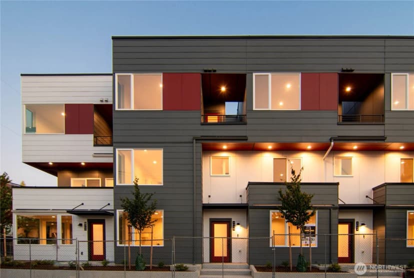 Property photo for 6905 42nd Avenue S #b, Seattle
