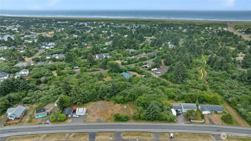 Property photo for 521 Point Brown Avenue Sw, Ocean Shores photo 8
