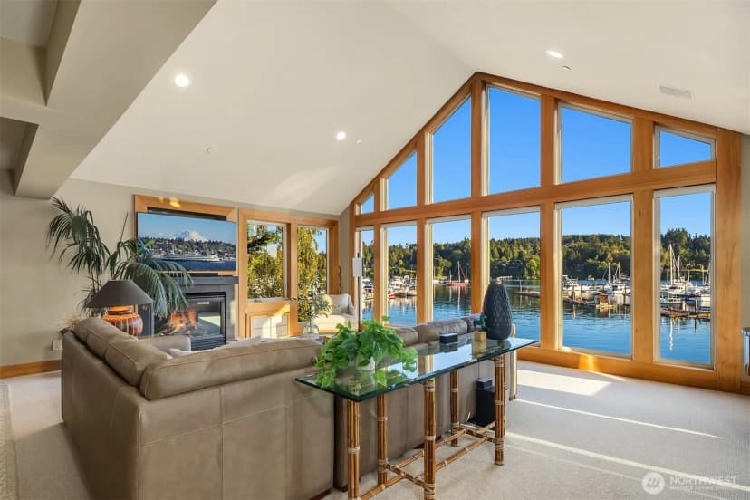 Property photo for 267 Shannon Drive Se, Bainbridge Island photo 8