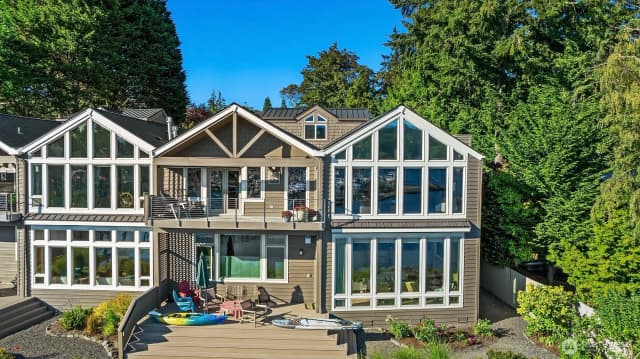 Property photo for 267 Shannon Drive Se, Bainbridge Island photo 3