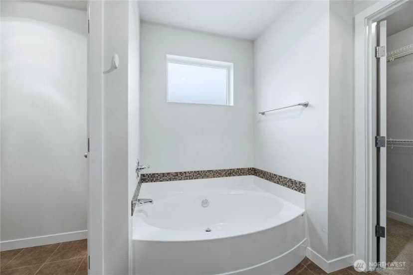 Property photo for 29315 121st Avenue Se, Auburn photo 17