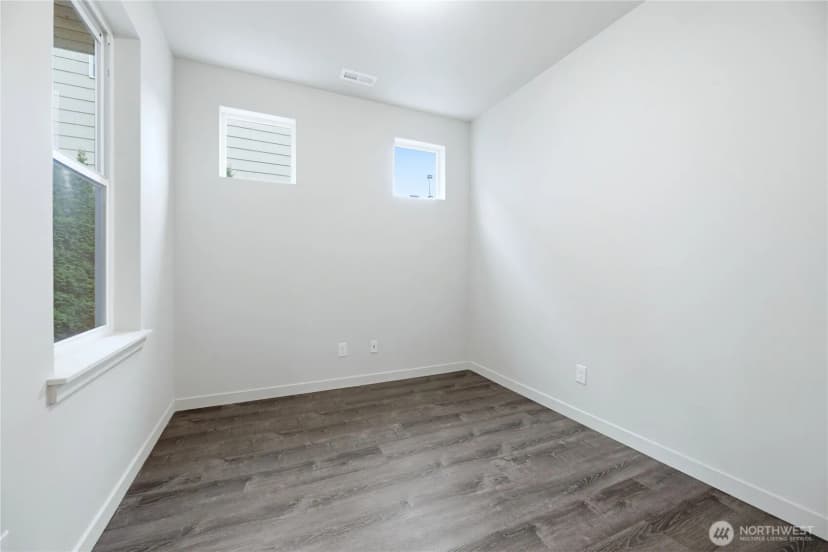 Property photo for 29315 121st Avenue Se, Auburn photo 11