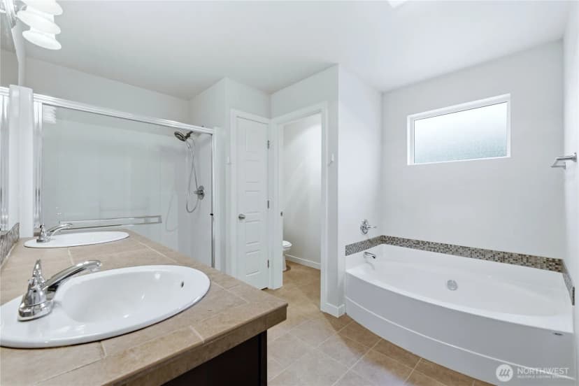 Property photo for 29315 121st Avenue Se, Auburn photo 16