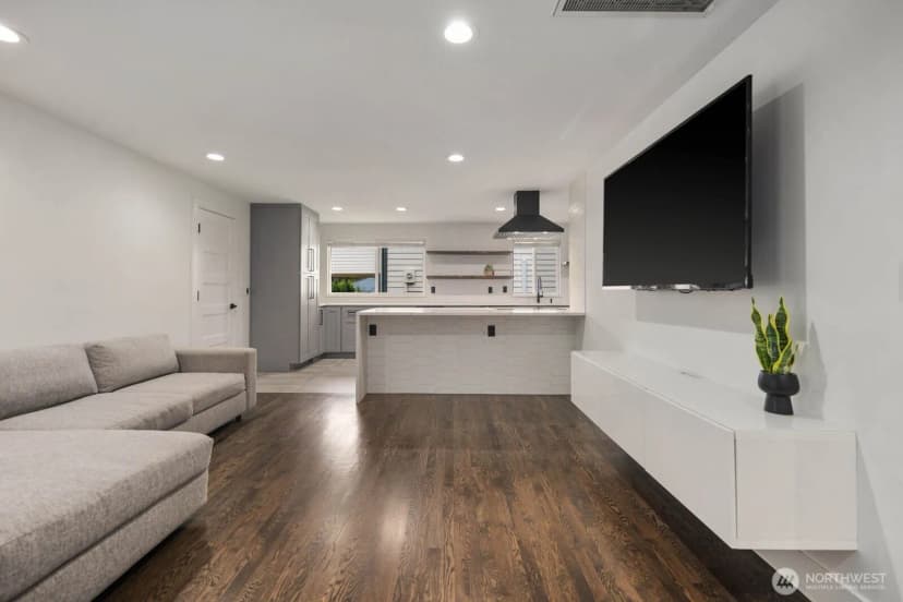 Property photo for 25330 32nd Place S, Kent photo 9