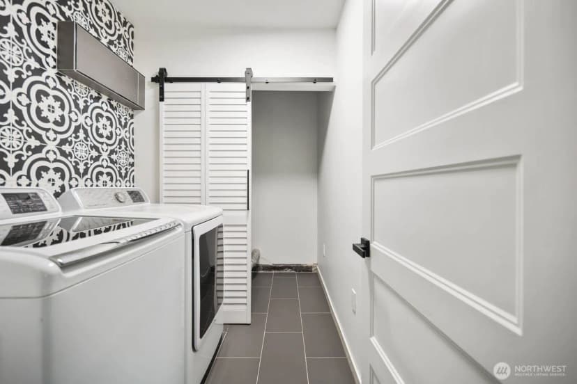 Property photo for 25330 32nd Place S, Kent photo 29