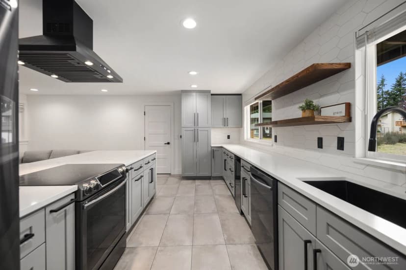 Property photo for 25330 32nd Place S, Kent photo 14