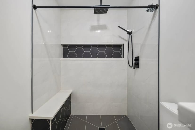 Property photo for 25330 32nd Place S, Kent photo 19