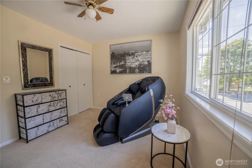 Property photo for 15633 44th Avenue W #b-1, Lynnwood photo 15