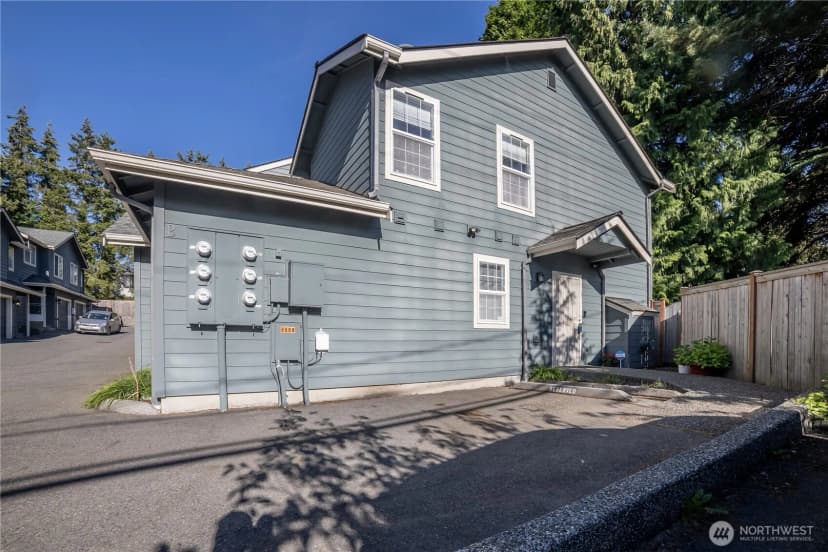 Property photo for 15633 44th Avenue W #b-1, Lynnwood photo 24