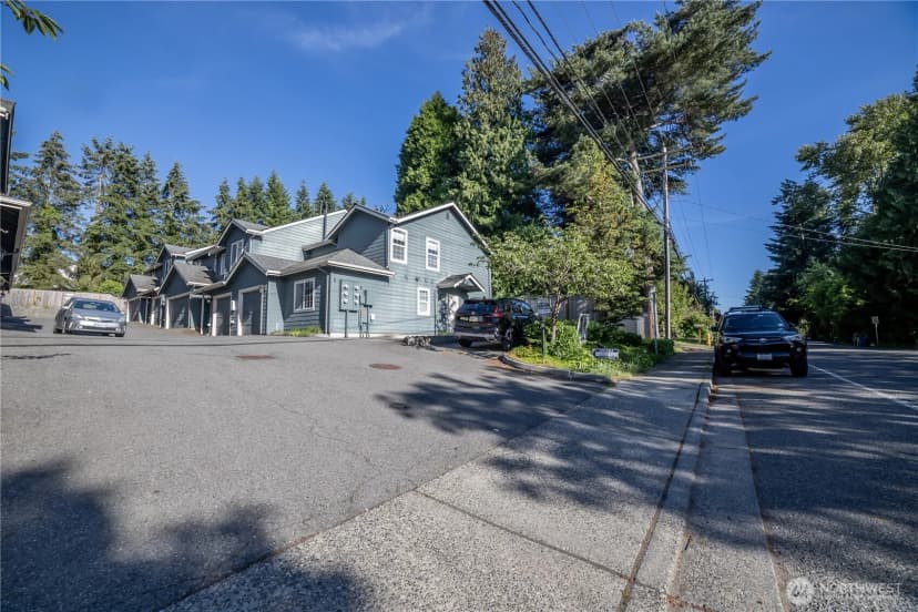 Property photo for 15633 44th Avenue W #b-1, Lynnwood photo 26
