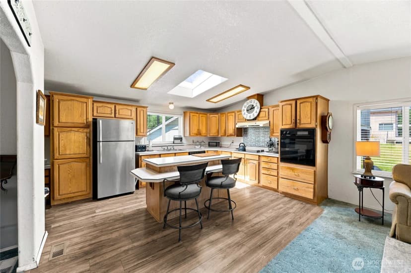 Property photo for 13045 Se 208th, Kent photo 10