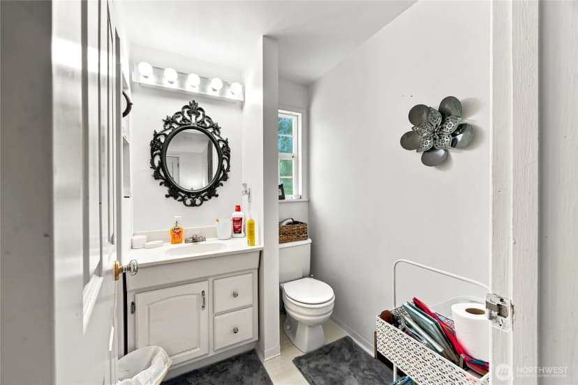 Property photo for 13041 Se 208th Street, Kent photo 15