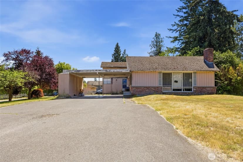 Property photo for 13041 Se 208th Street, Kent